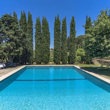 Villa Paterno *