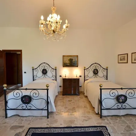 Paterno Villa